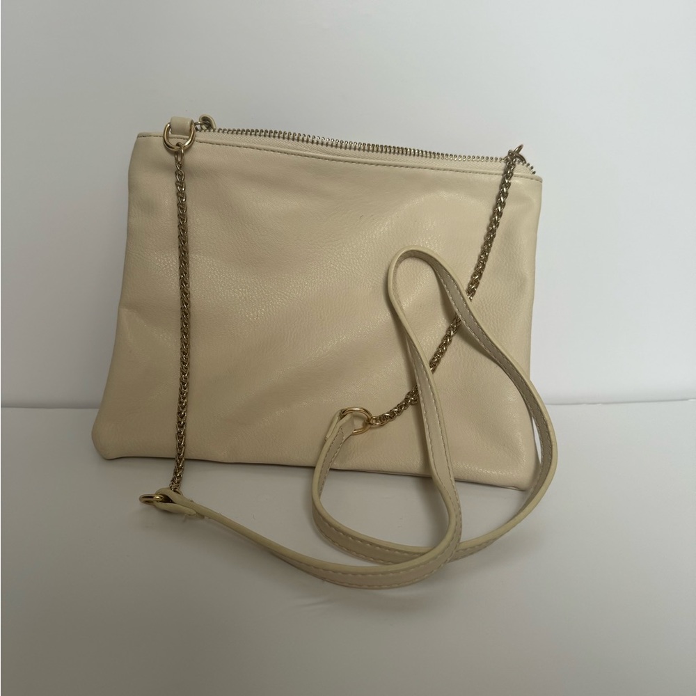 GOLD CHAIN NUDE FAUX LEATHER BAG